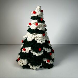 Vintag Finished Herrschners Green White Yarn Crochet Table Mantle Christmas Tree